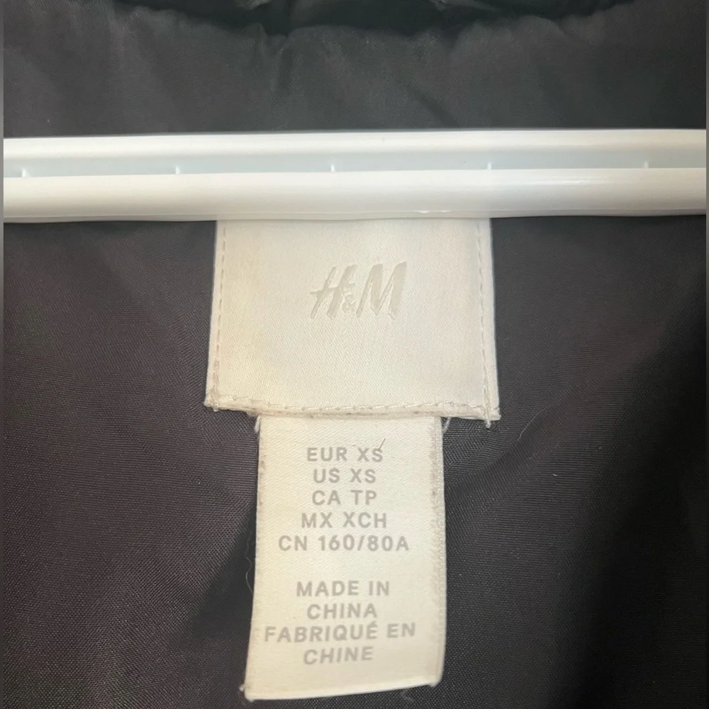 H&M puffer coat - Picture 3 of 3